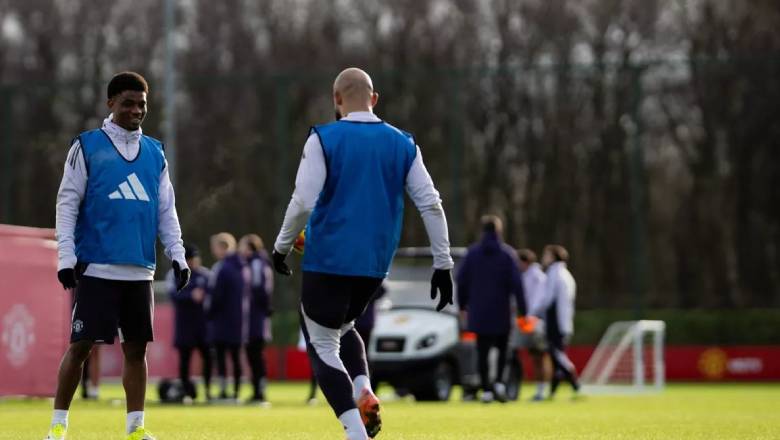 Michael Carrick's first session: Two AFCON stars rejoin Man Utd squad - Ảnh 1