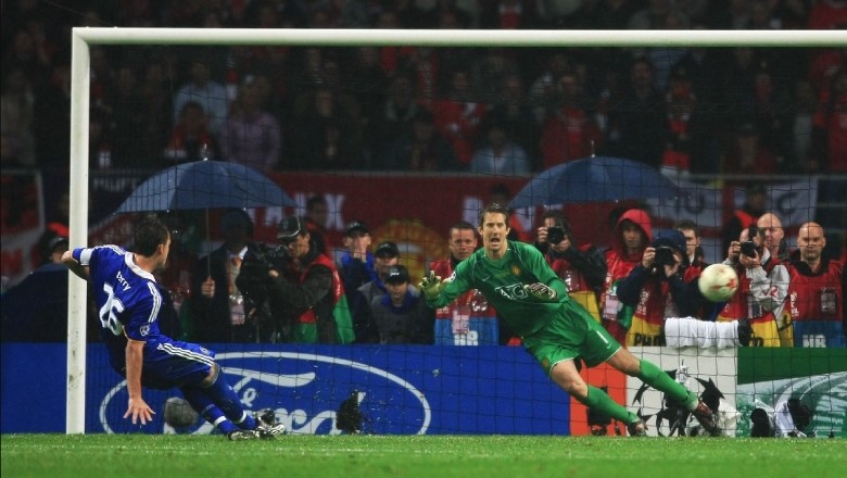 Before their two titles, Chelsea suffered heartbreak in the 2008 final against Man United
