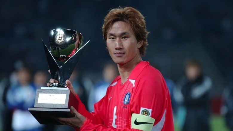 Yoo Sang-chul was a standout midfielder for South Korea in the early 2000s