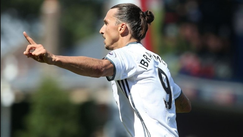 Ibrahimović scored on his debut after joining Man United