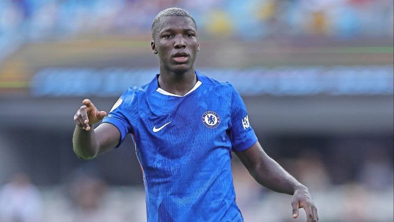 Anchoring the Chelsea midfield with immense power from Caicedo