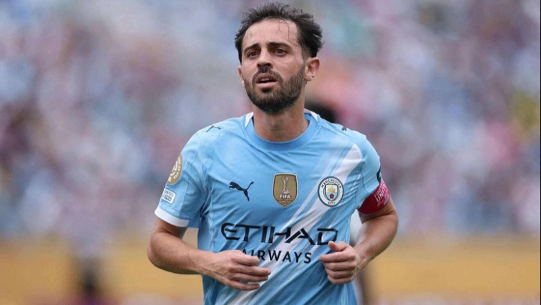 Bernardo Silva uses subtle body movements to disguise his lethal forward passes