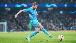 What is a forward pass in football? 5 players with the best progressive passing skills at the moment