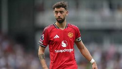 Bruno Fernandes set to stay at Manchester United amid January transfer window links